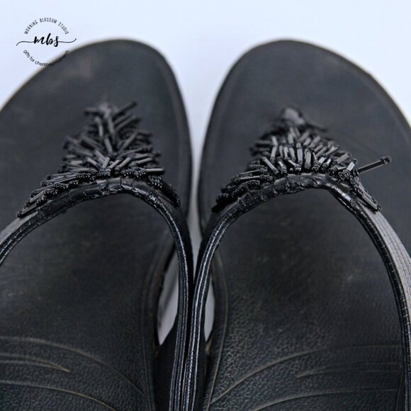 Fitflop Cha Cha Beaded Thong Sandals Black Women 10 - Picture 12 of 14